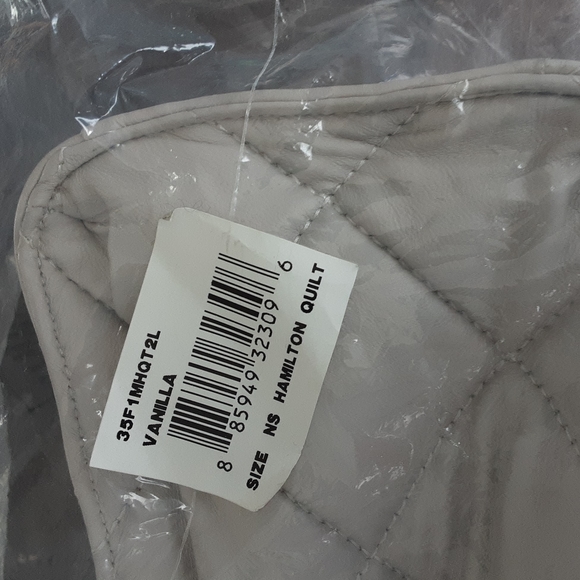 New Michael Kors Vanilla Hamiton Quilted Handbag Crossbody NWOT - Picture 10 of 11